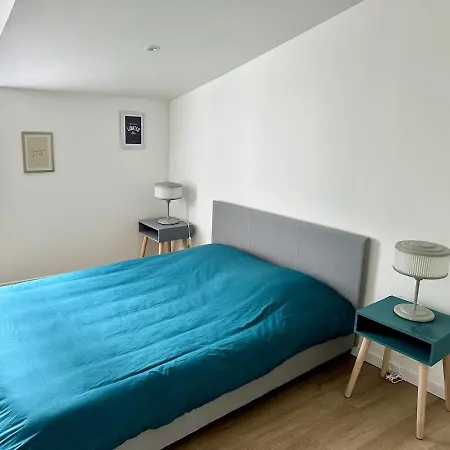 Modern Family Evasion Cozy'cat Apartment Sauxillanges